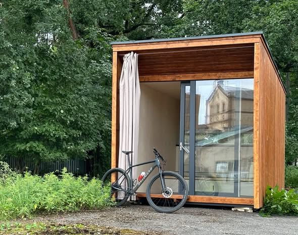 Tiny house 10M2 s proskleným vstupem